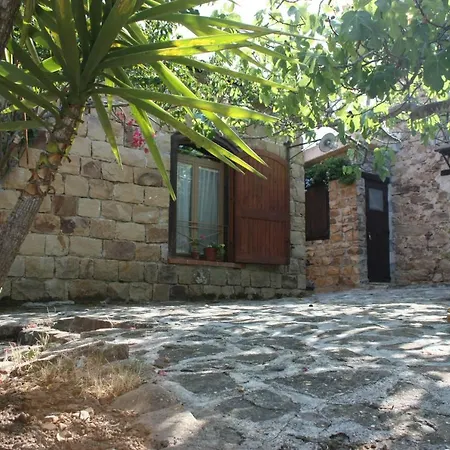 Il Borghetto Country Charme Вилла Чефалу